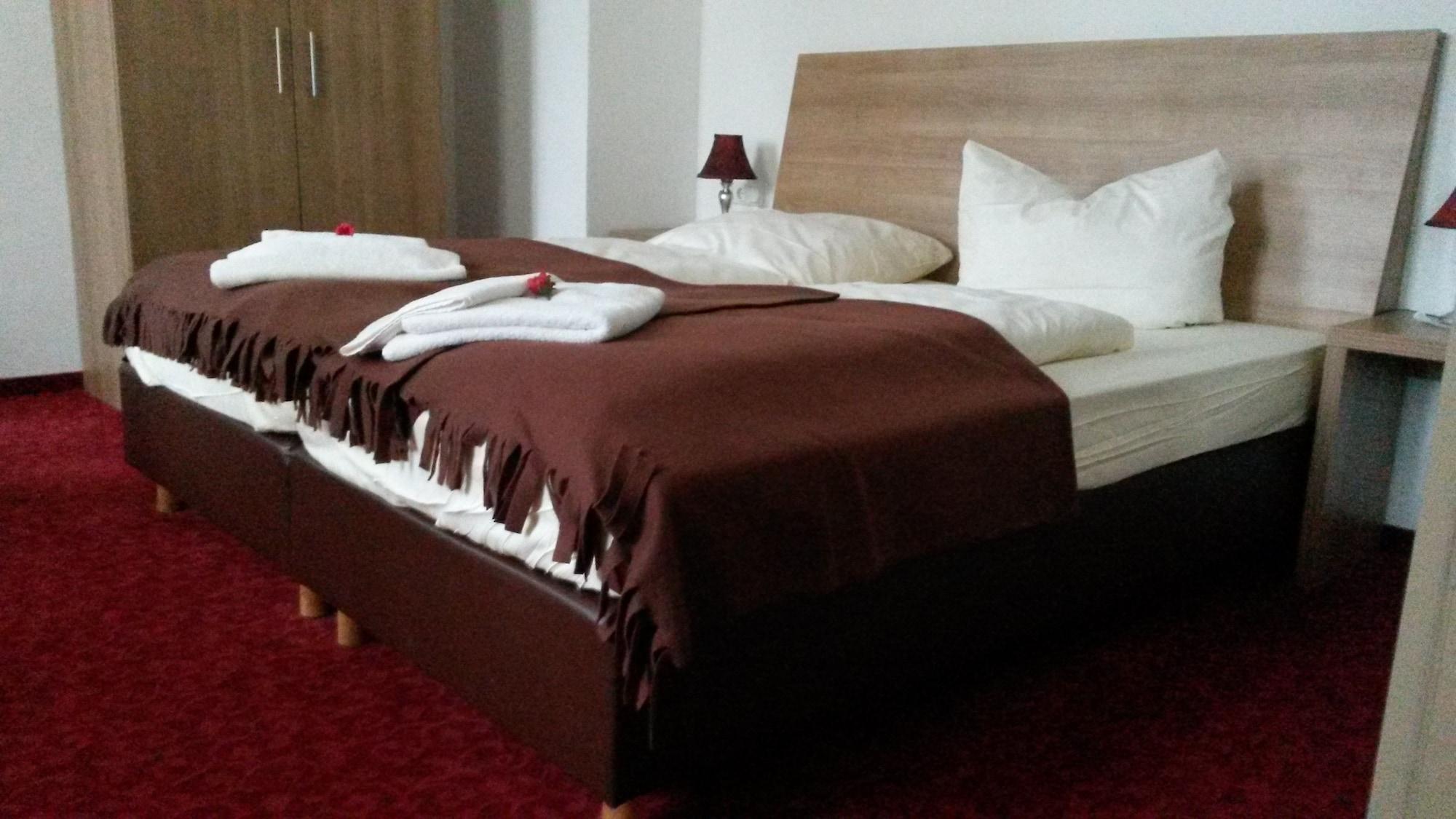 Boutiquehotel Goldene Rose - Self-Check-In Ротенбург-на-Таубері Екстер'єр фото